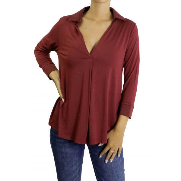 Maglia con dettagli in raso e colletto con scollo a V
